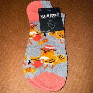 Hello Socks Low Cut Socks OS 4-10 NEW Gardening Chick Coral Gray